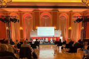 Bühne Festsaal Berliner Rathaus (Fast-Track-City Summit)